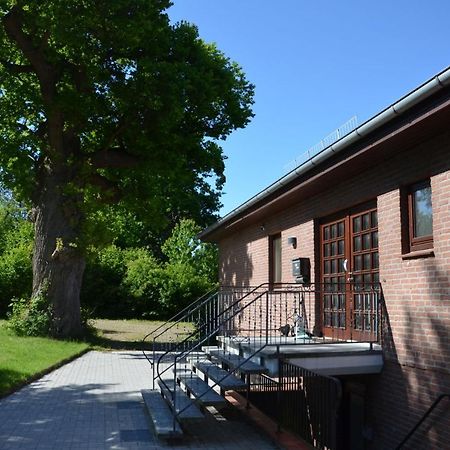 Ferienwohnung Am See Ойтин  Экстерьер фото