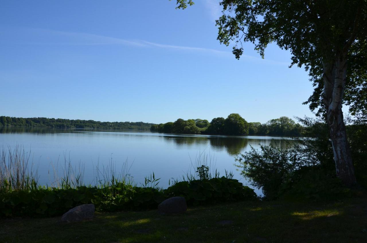 Ferienwohnung Am See Ойтин  Экстерьер фото